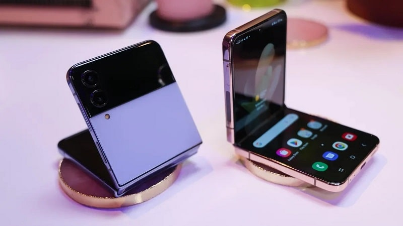 سامسونگ جوایز بیشتری را برای Galaxy Z Flip 4 و تلویزیون های هوشمند به دست آورد - چیکاو