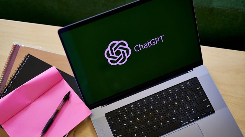 5 تا از بهترین راه ها برای شخصی سازی و استفاده حرفه‌ای از ChatGPT - چیکاو