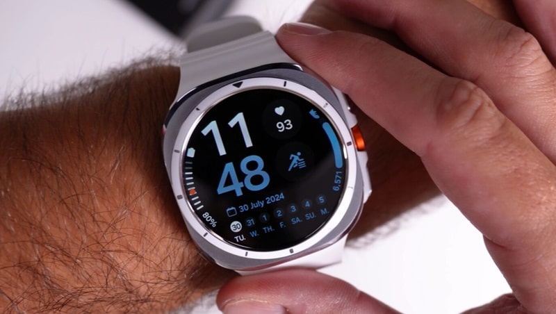 گلکسی واچ اولترا ثابت می کند که ساعت های هوشمند خوب چیزی فراتر از یک ساعت هستند - چیکاو