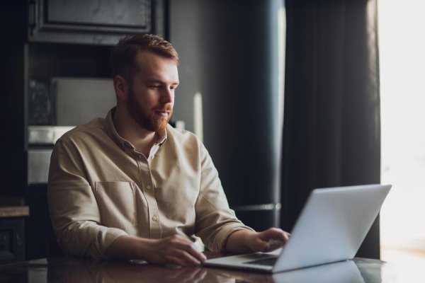 اهمیت استفاده از نرم افزار های مایکروسافت