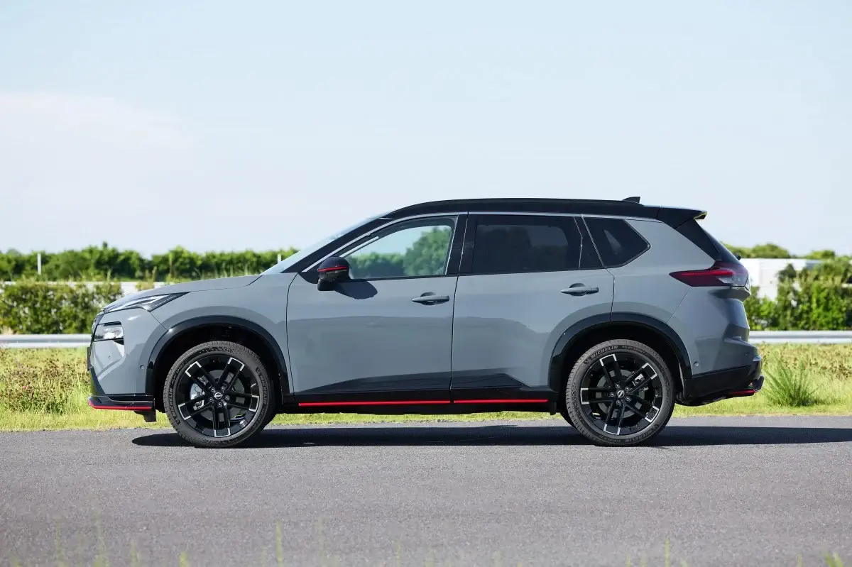 نیسان ایکس-تریل نیسمو 2026 با سیستم چهارچرخ متحرک e-4ORCE رونمایی شد - چیکاو