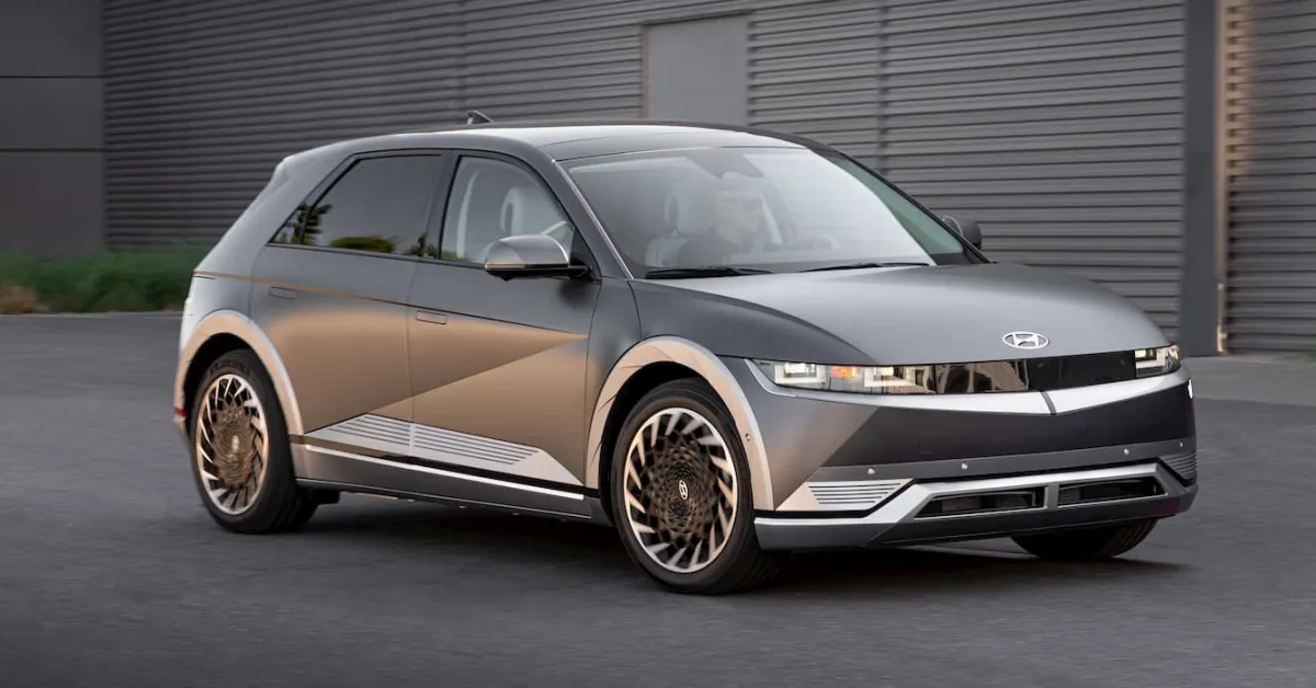 هیوندای Ioniq 2 کوچک؛ خودرویی که بازار EVهای جمع‌وجور را تکان خواهد داد - چیکاو