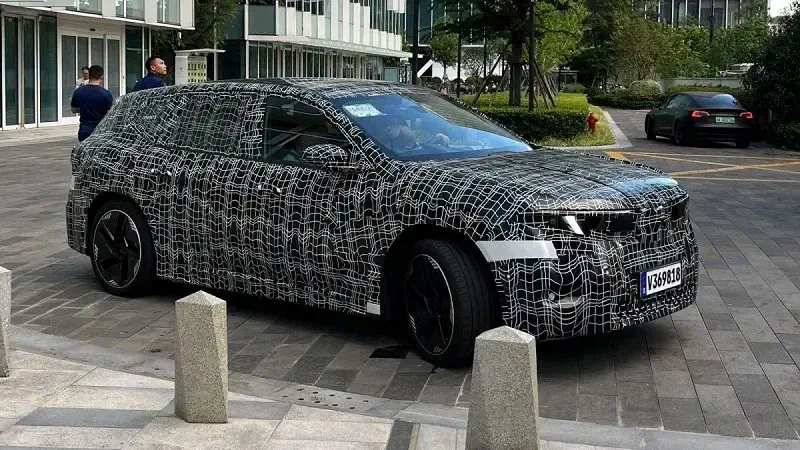 نسل جدید شاسیبلند برقی BMW iX3 در خیابانهای شانگهای رویت شد - چیکاو