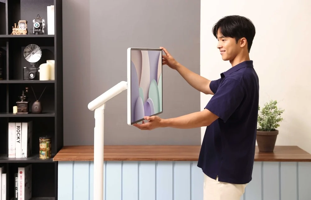 مانیتور جدید Moving Style Edge سامسونگ با کیفیت 4K و طراحی قابل حمل معرفی شد - چیکاو
