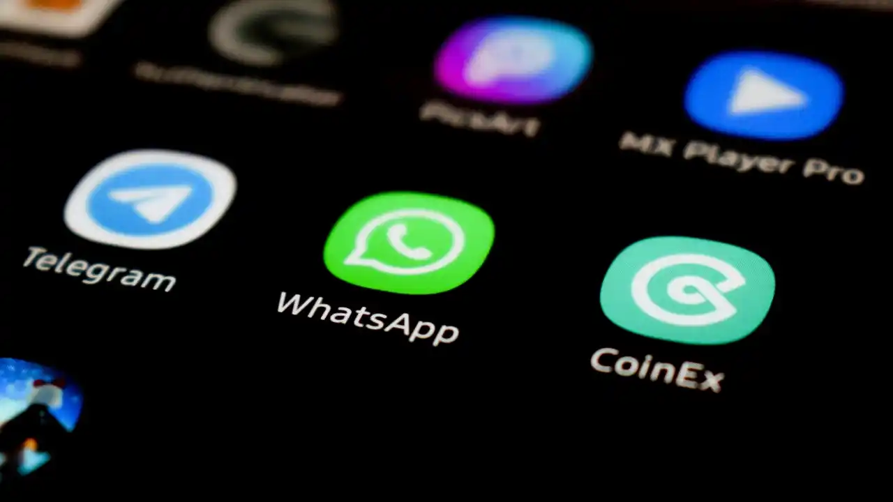واتساپ قابلیت گفتگوی بدون نیاز به حساب کاربری را معرفی می‌کند - چیکاو