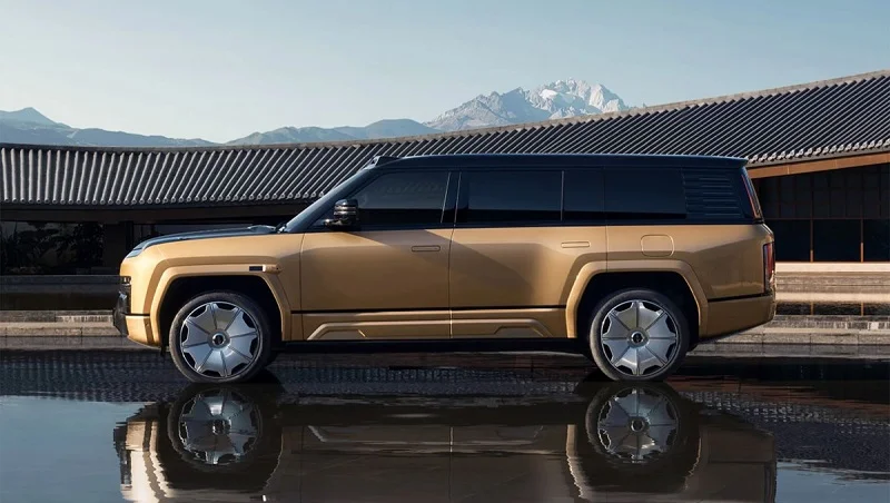 شاسی‌بلند لوکس شناور BYD با قیمت ۱۸۰ هزار دلار رونمایی شد - چیکاو