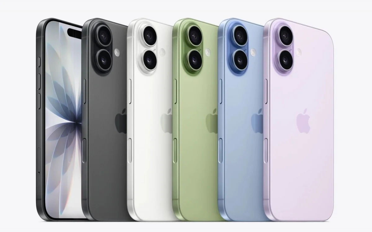 آیفون 17 - چیکاو