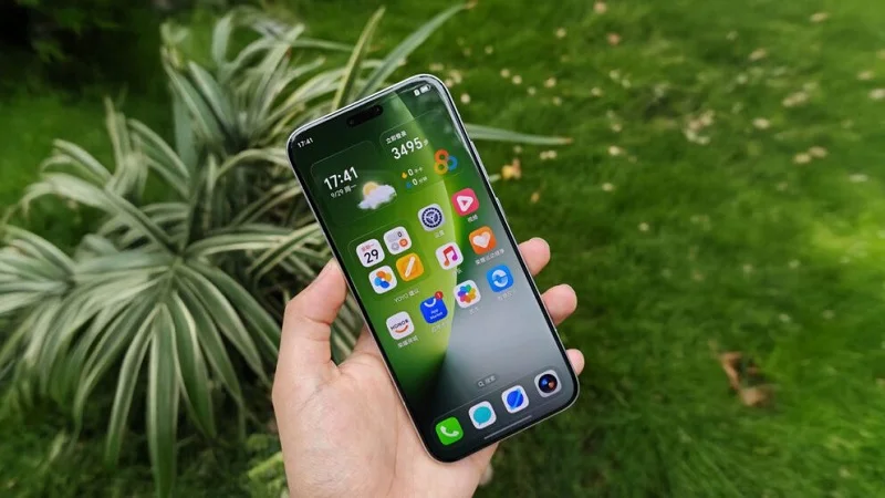 نسخه جهانی آنر مجیک 8 پرو با تراشه اسنپدراگون 8 الایت نسل 5 در گیکبنچ دیده شد - چیکاو