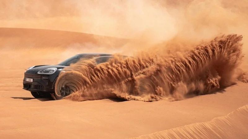 پورشه کاین برقی: رکورد ۵۶۸ کیلومتر بُرد با شارژ سریع ۴۰۰ کیلوواتی - چیکاو