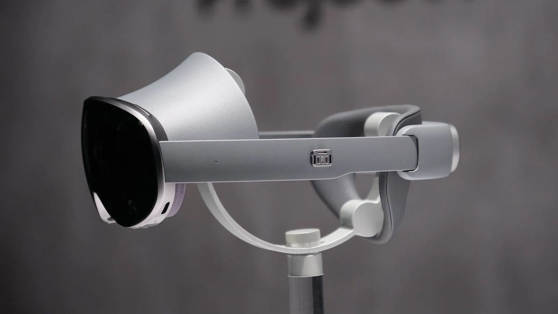 تاریخ رسمی رونمایی از هدست واقعیت ترکیبی سامسونگ Project Moohan اعلام شد - چیکاو