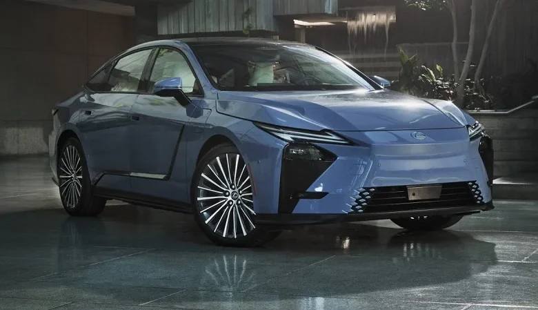 معرفی نخستین نسخههای تمامبرقی لکسوس ES مدل 2026 - چیکاو