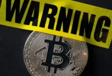 هشدار بلومبرگ: بیت کوین در آستانه سقوط به 56 هزار دلار - چیکاو