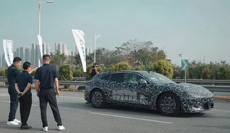 خودروی برقی شوتینگبریک هواوی و GAC رونمایی شد - چیکاو