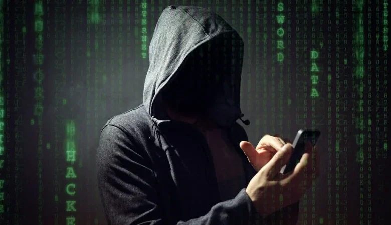 پلیس فتا: فریب پیامکهای وعده هدیه شب یلدا را نخورید - چیکاو