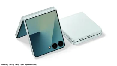 گلکسی Z Flip8 تأییدیه FCC را دریافت کرد؛ احتمال پشتیبانی از ارتباط ماهوارهای - چیکاو