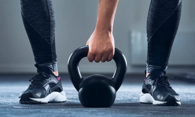 تمرین قدرتی چگونه چربیسوزی را فعال میکند؟ نتایج یک پژوهش جدید - چیکاو